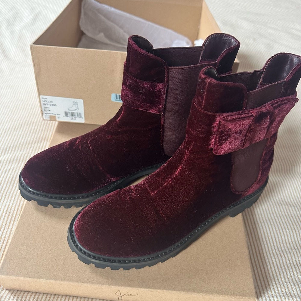 Joie Hollie Leather Boots Size 7 Plum color